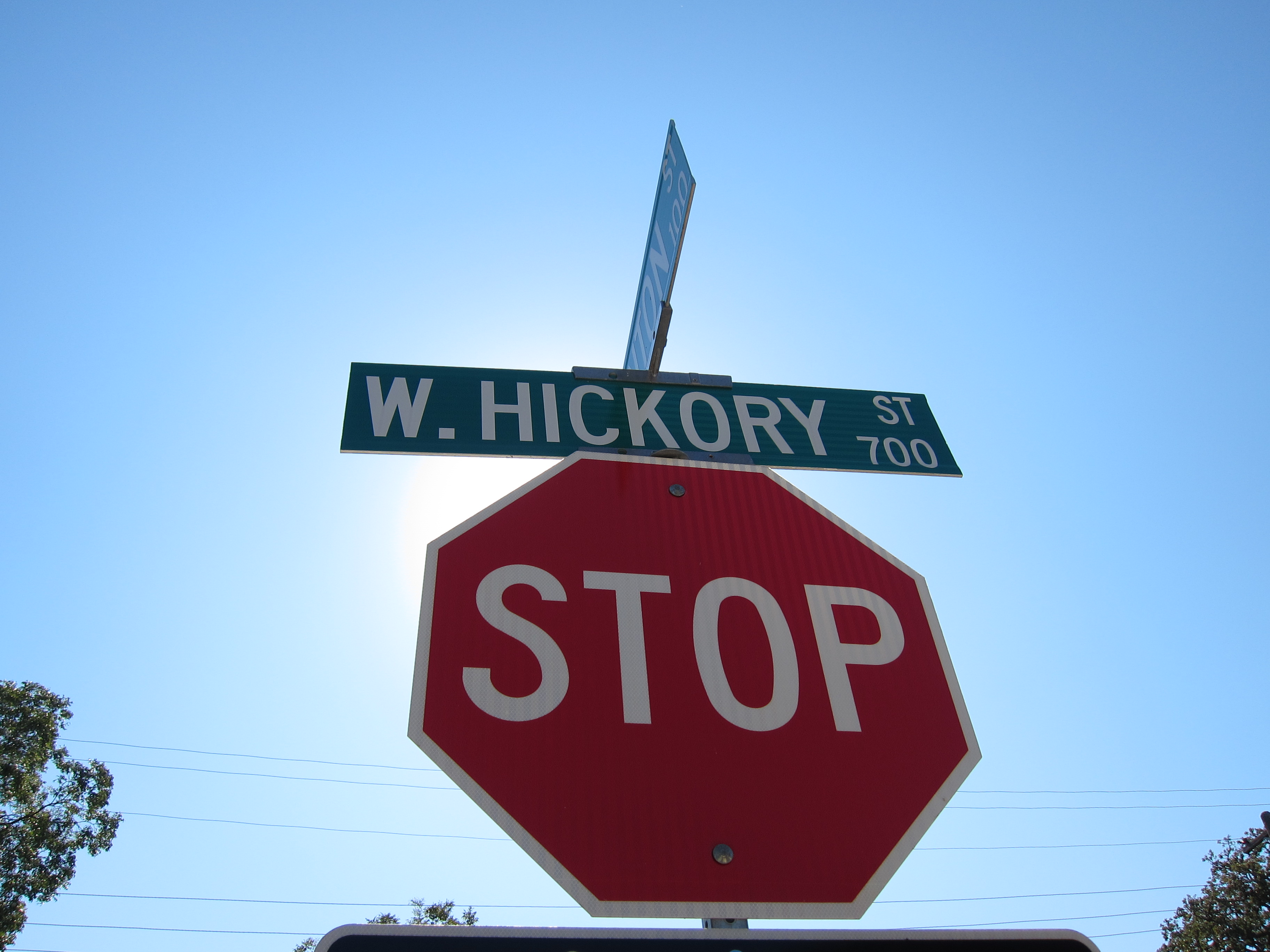 Information about "IMG_0251.JPG" on hickory street Denton LocalWiki